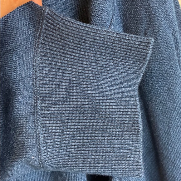 Vince Silk Cashmere Blend Crewneck Sweater Men’s L Blue Elevated Basic Luxury - Picture 7 of 15